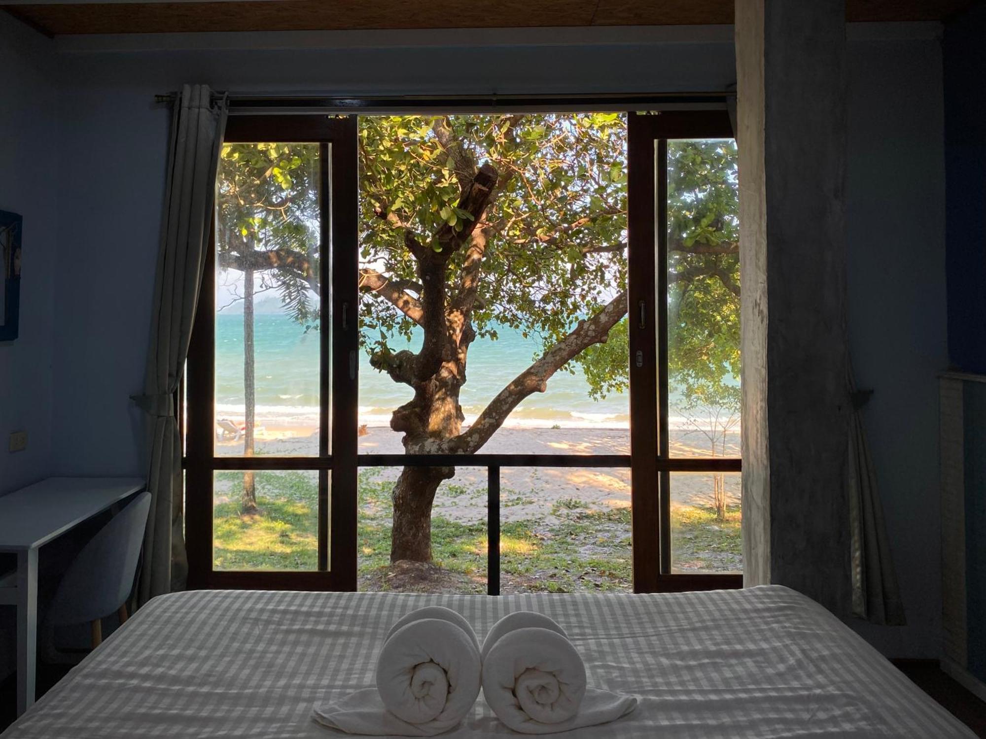 Pp Land Beach Eco Resort Ко Паям Екстериор снимка